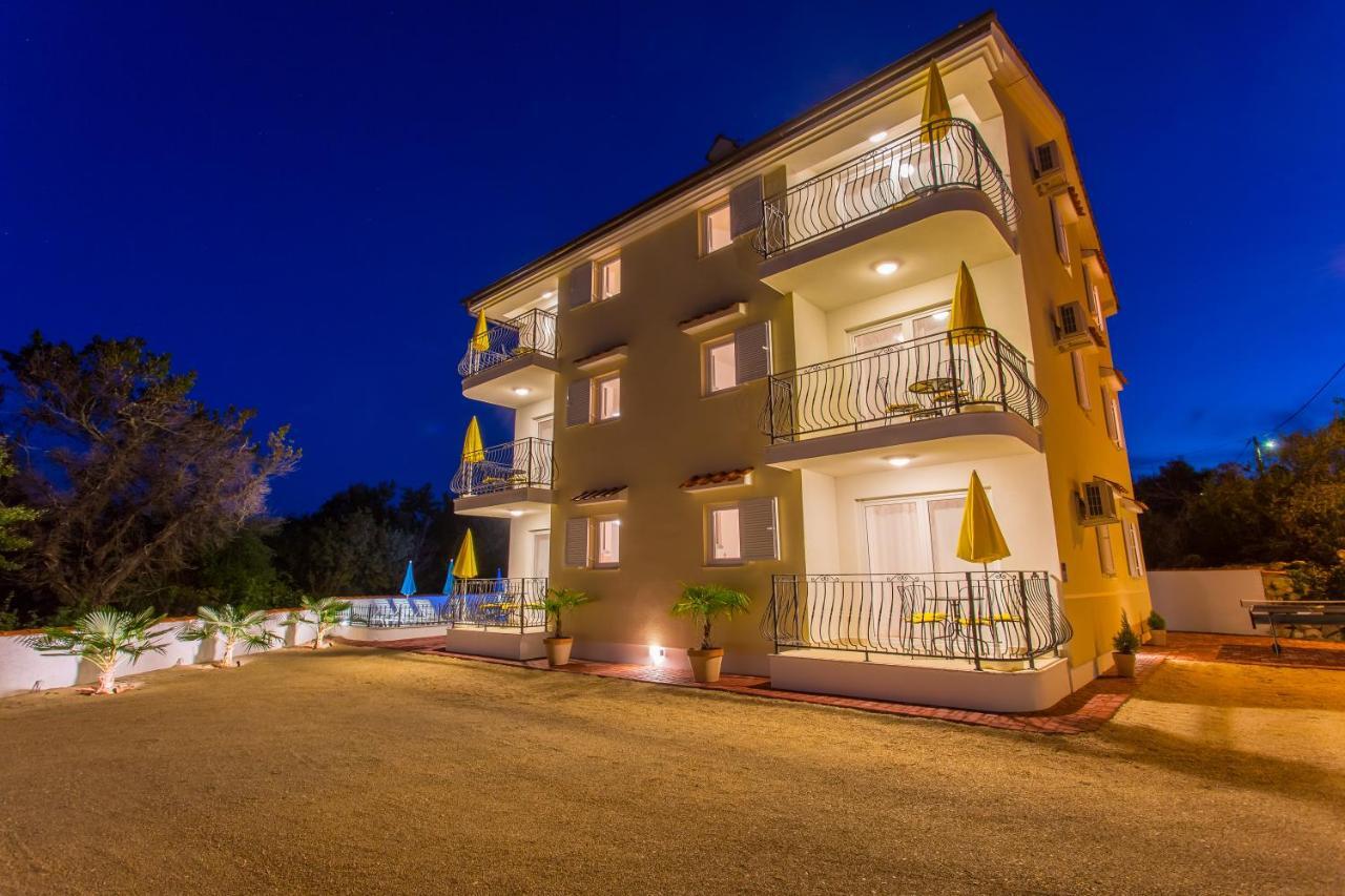 Luxury Palmer Residence Krk Dobrinj ภายนอก รูปภาพ