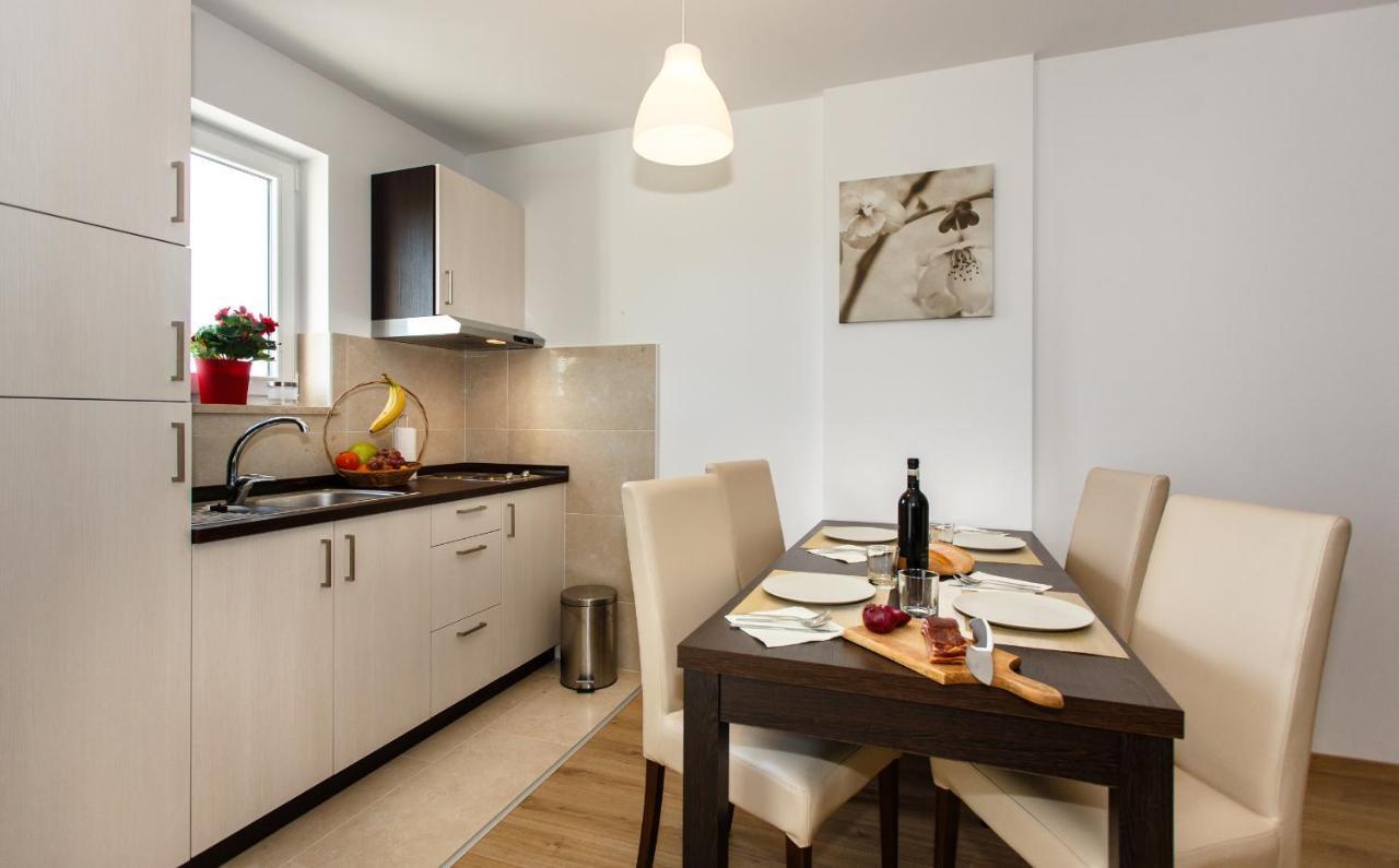 Luxury Palmer Residence Krk Dobrinj ภายนอก รูปภาพ